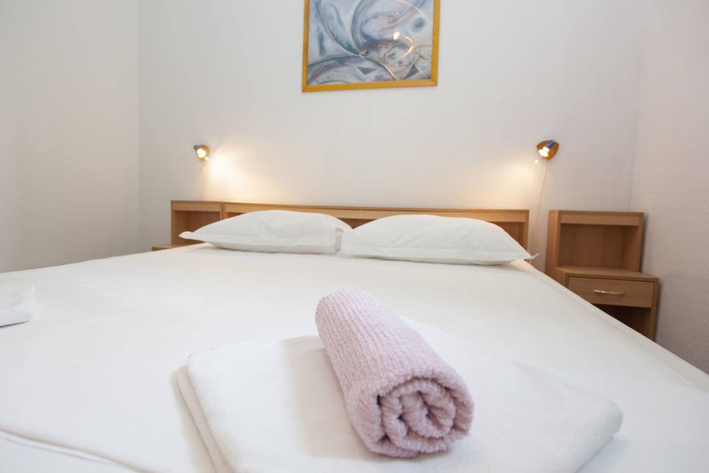 Apartments Damjanovic Makarska Eksteriør billede
