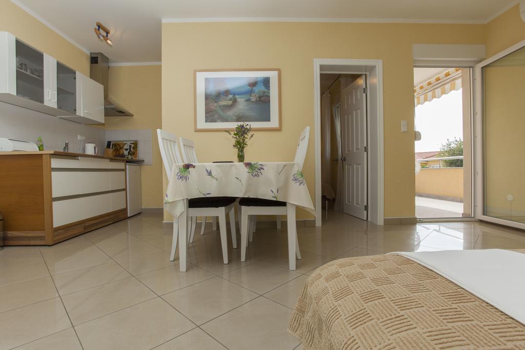 Apartments Damjanovic Makarska Eksteriør billede
