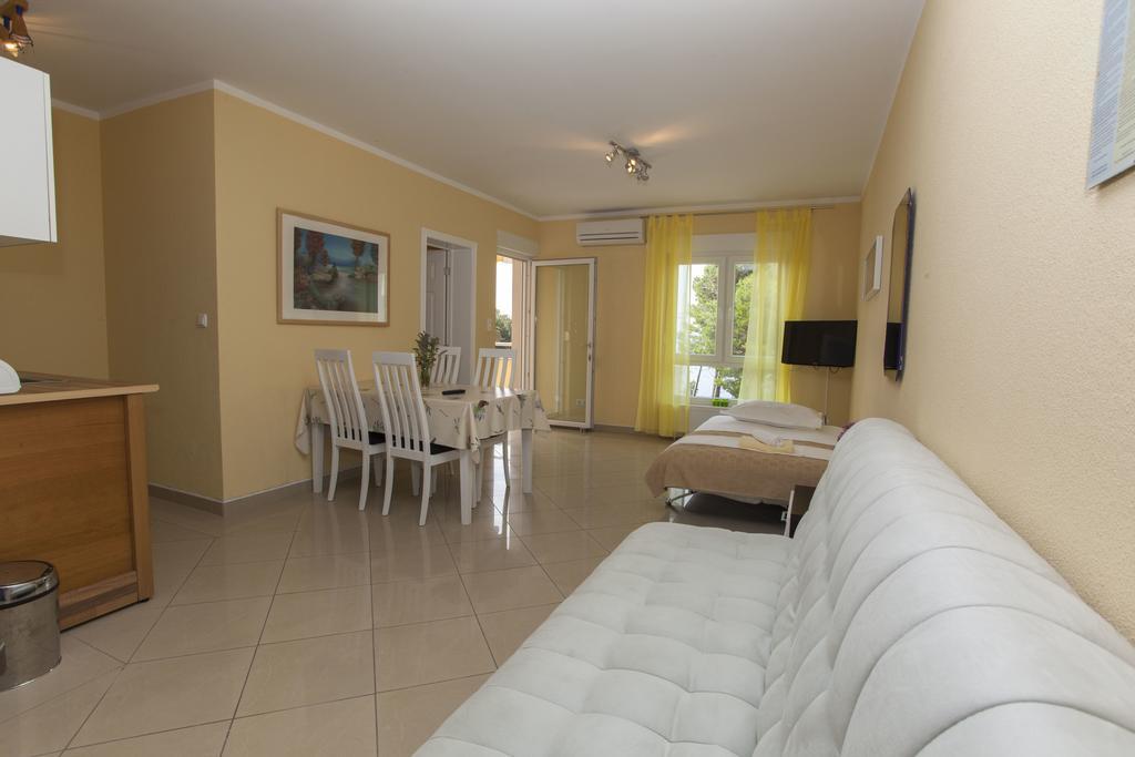 Apartments Damjanovic Makarska Eksteriør billede
