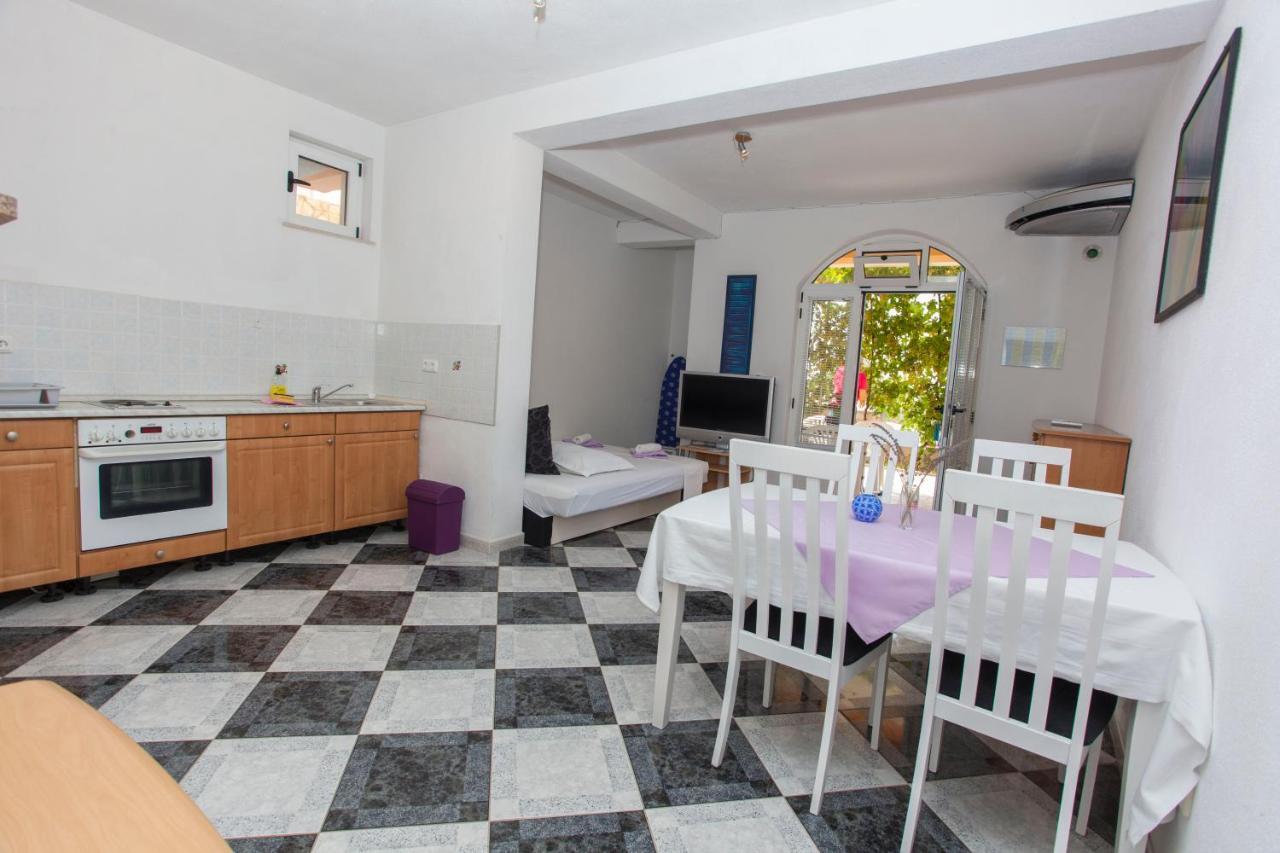 Apartments Damjanovic Makarska Eksteriør billede